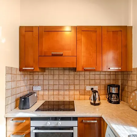 Zc02 Adjacent To Aphrodite Hills- Communal Pool, Garden Διαμέρισμα *