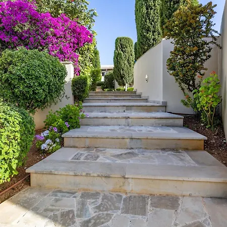 Zc02 Adjacent To Aphrodite Hills- Communal Pool, Garden 아파트 코우클리아