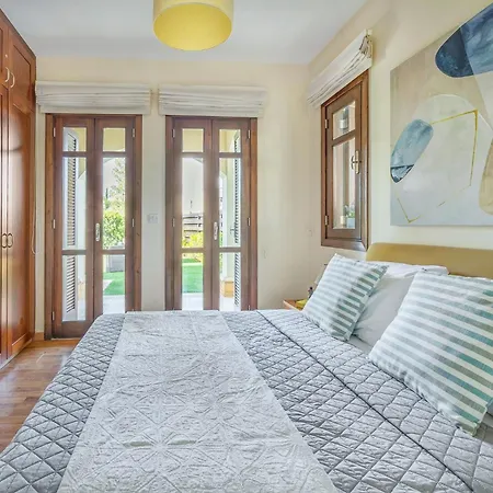 Zc02 Adjacent To Aphrodite Hills- Communal Pool, Garden * קוקליה